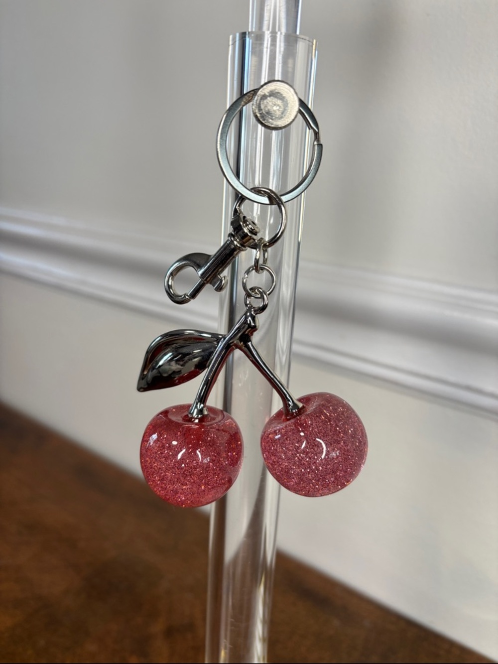 🔥Cherry pink glitter keychain/bag charm - Picture 3 of 4